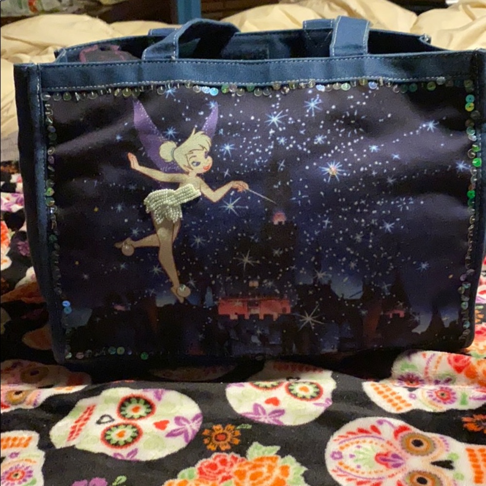Tote bag